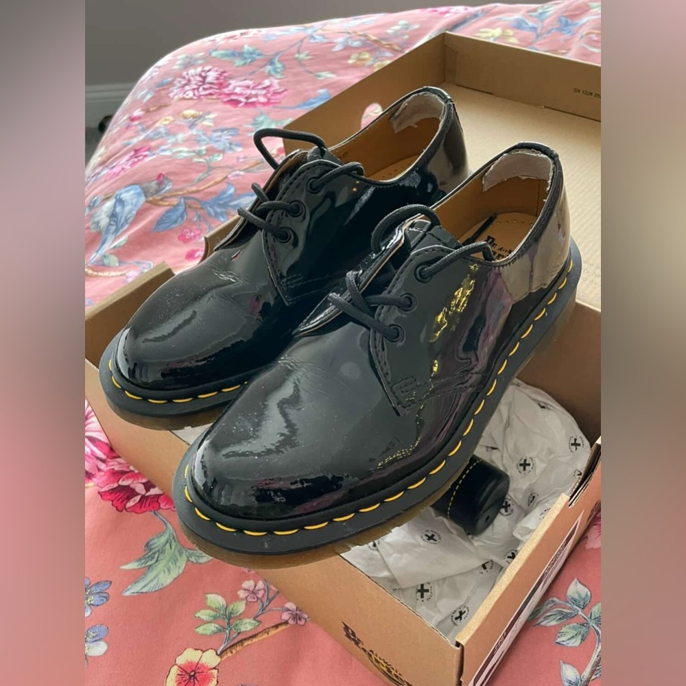 Doc Martens 1461 Black Patent Womens 7 - Picture 5 of 9